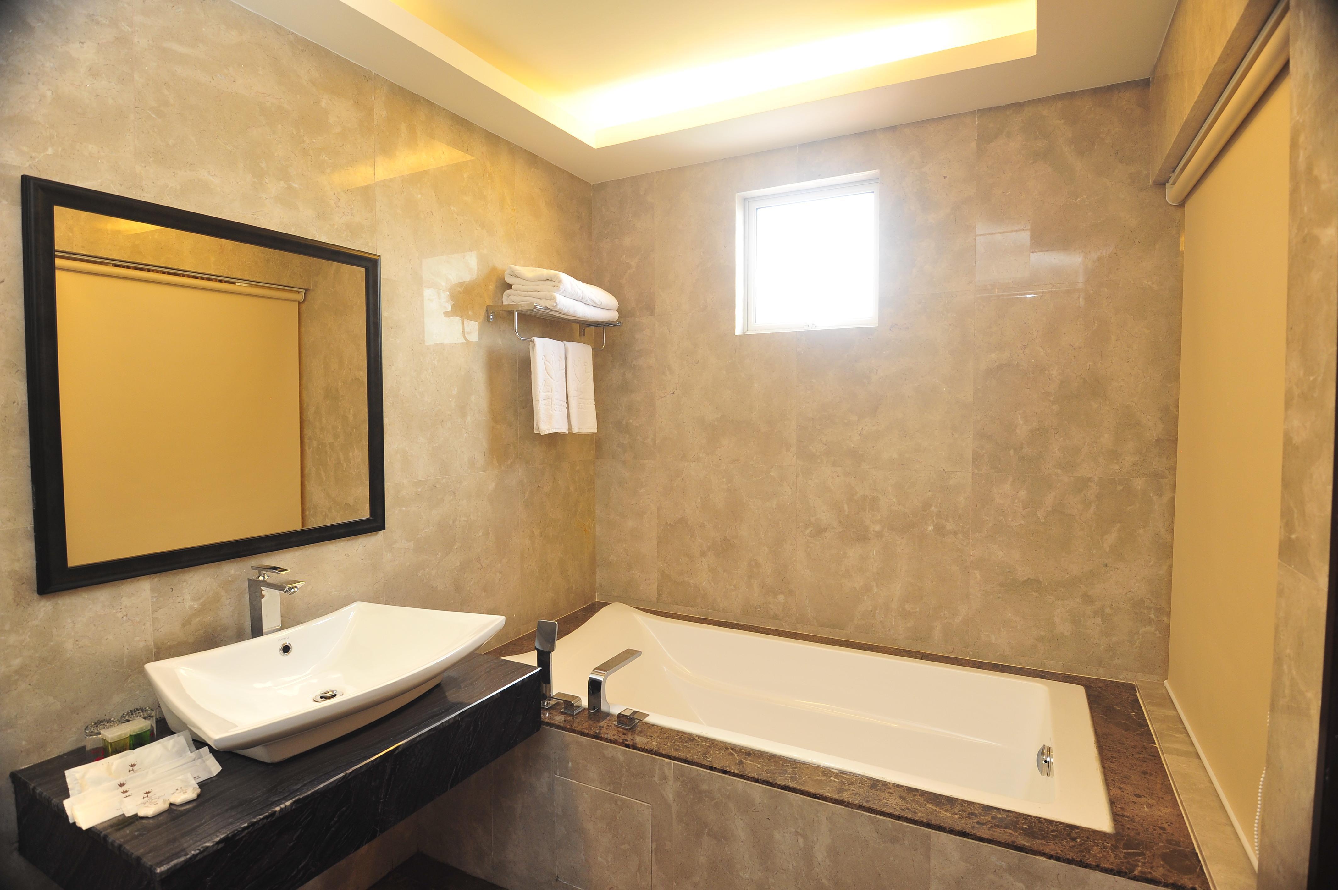 Hallmark Crown Hotel Malacca Ngoại thất bức ảnh